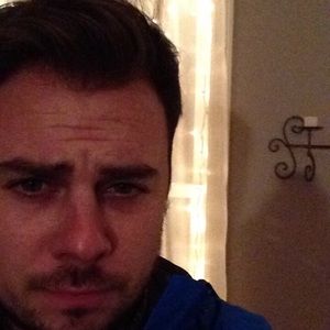 Meet your Posher, Raymond