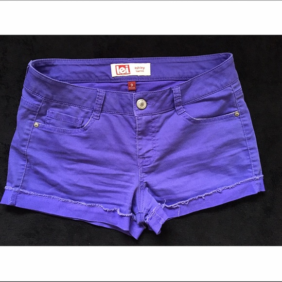 Cute purple lei shorts