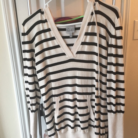 Hooded Thin Sweater