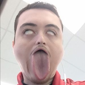 Meet your Posher, Evan