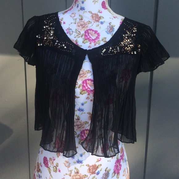 ❤️SOLD❤️ Fancy Cardigan - Picture 1 of 4