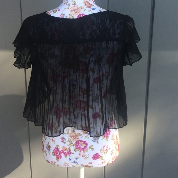 ❤️SOLD❤️ Fancy Cardigan - Picture 4 of 4