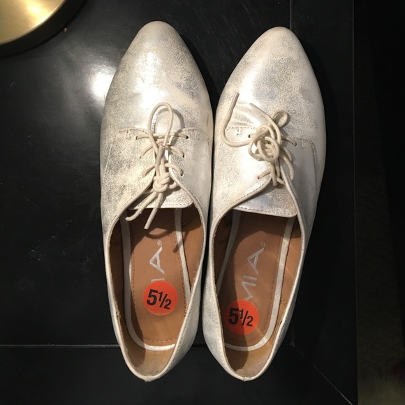 MIA Ballet Flats