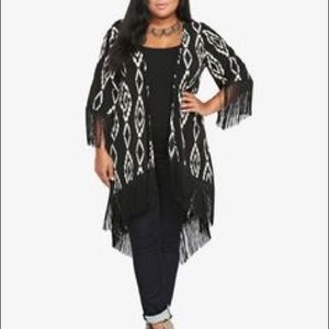 Torrid Aztec Pattern Kimono Fringe Wrap