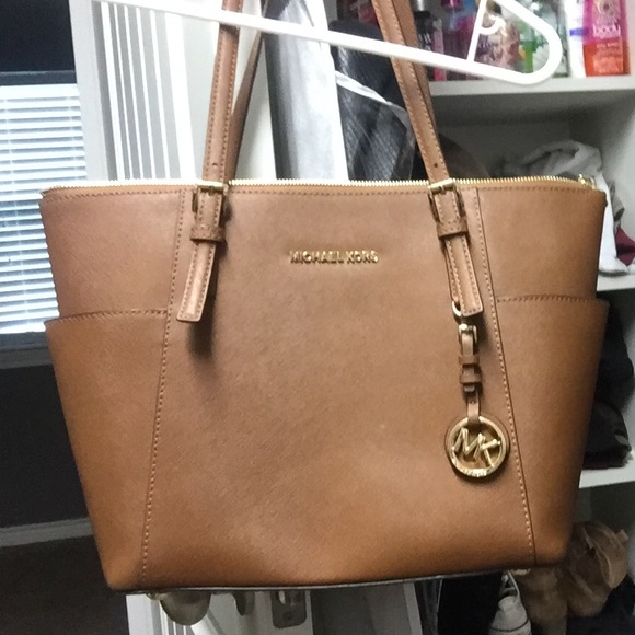 Like new Michael Kors purse