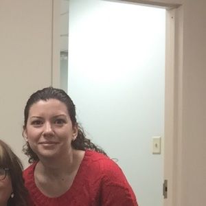 Meet your Posher, Lisa