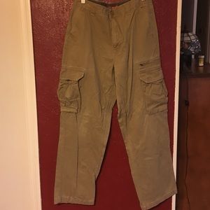 Men's cargo khakis