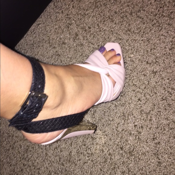 Authentic Designer shoes - Picture 4 of 4