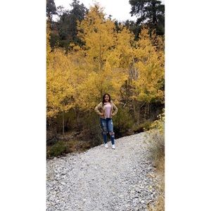 Meet your Posher, Alejandra