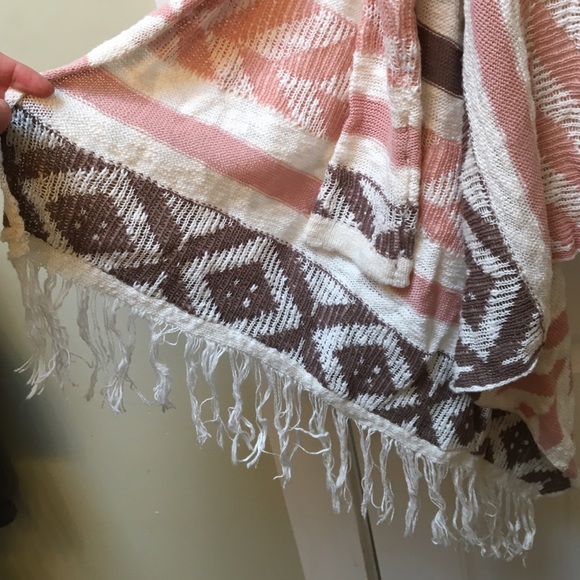 American Rag Sweater - Picture 3 of 3