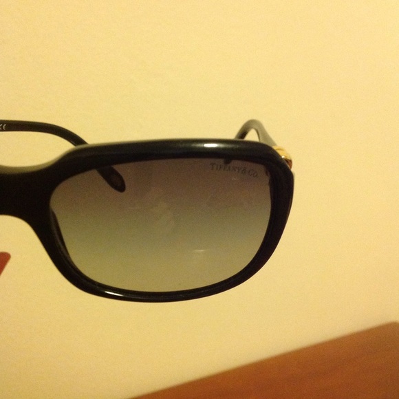 SOLD - Picture 3 of 4