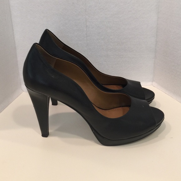 Pumps 🎈 - Picture 2 of 4