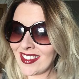 Meet your Posher, Keanna