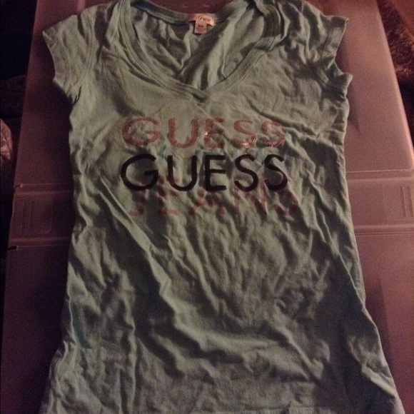 Guess shirt - Picture 1 of 2