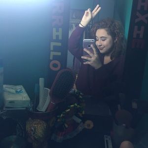 Meet your Posher, Nixie