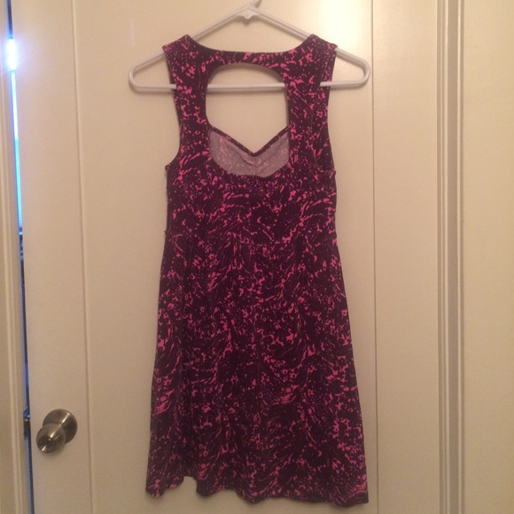 Fun Summer Dress - Picture 3 of 4