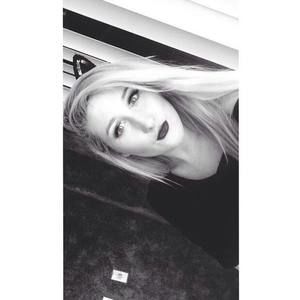 Meet your Posher, Elayna