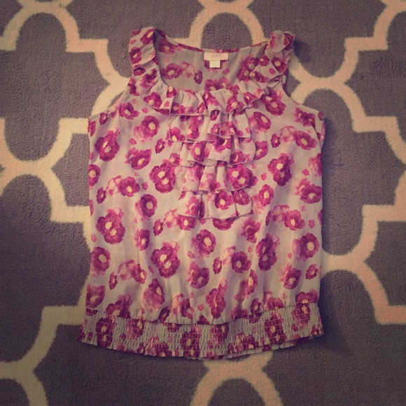 Beautiful floral blouse!