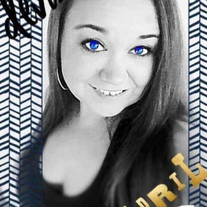 Meet your Posher, April