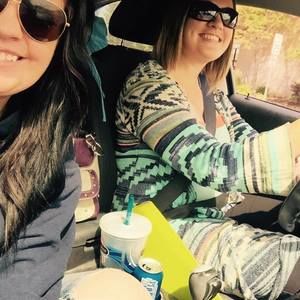 Meet your Posher, Cortney