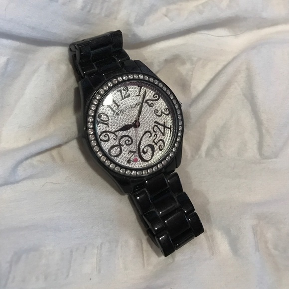 Betray Johnson Black Watch