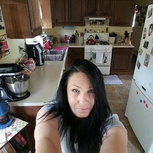 Meet your Posher, Laurie