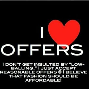 🌹WILL CONSIDER ALL OFFERS 😊