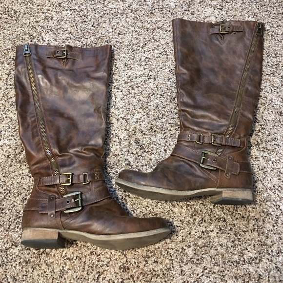 Full-length boots