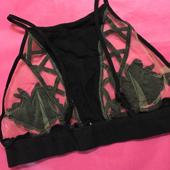 🌿Bohemian Embroidered Bralette Stretch Floral🌿 - Picture 3 of 3