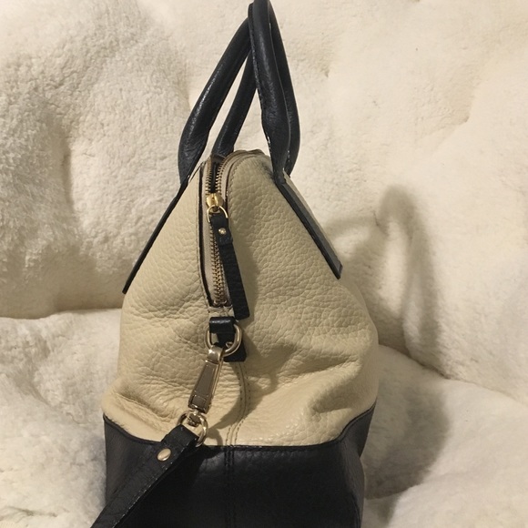 Authentic Kate Spade New York black and cream Bag - Picture 2 of 4