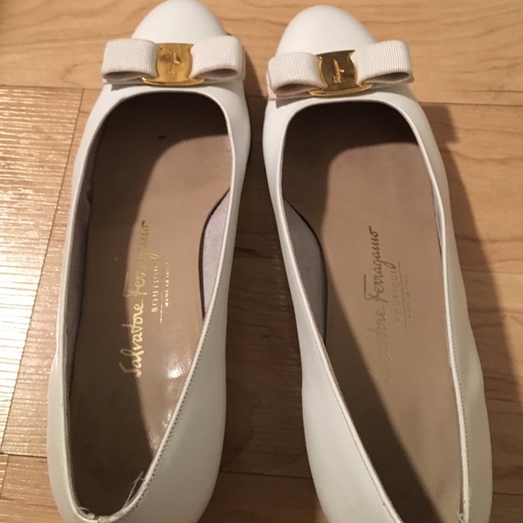 Salvatore Ferragamo White Leather Pumps