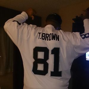 Meet your Posher, Neil