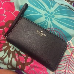 kate spade black wrist wallet