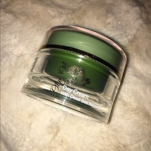 Day Cream with Dead Sea Minerals🌿