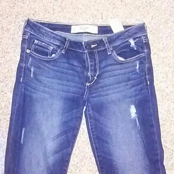 Jeans - Picture 2 of 3