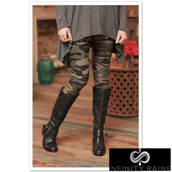 ⭐️⭐️⭐️⭐️⭐️ Last 1! CAMO LEGGINGS 🆕 - Picture 2 of 7