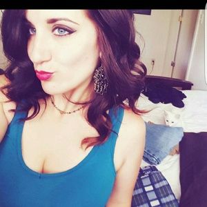 Meet your Posher, Samantha