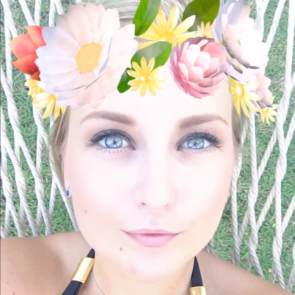 Meet your Posher, Sarah - Picture 1 of 1