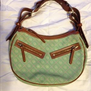 Dooney & Bourke purse