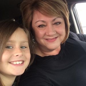 Meet your Posher, Holly