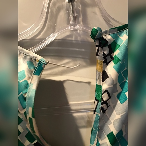 ❌SOLD❌ The Limited - Multi Color Print Blouse - Picture 4 of 5