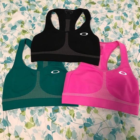 Oakley, Sports Bras