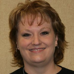 Meet your Posher, Yvette