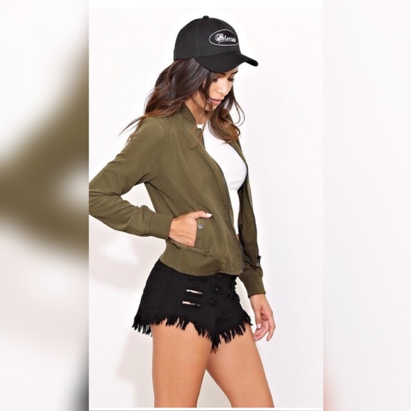 LAST ONE🎉SALE🎉🎉Faux suede zipper bomber jacket - Picture 2 of 4