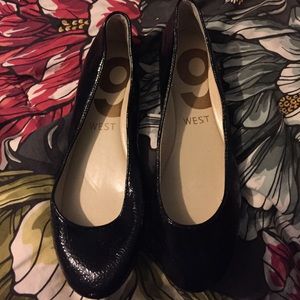 Nine 9 West black pebbled patent leather flats new