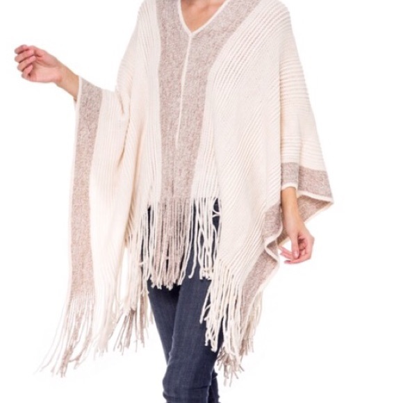 Soft Sweater Poncho 🌺🌴🌞 - Picture 3 of 4