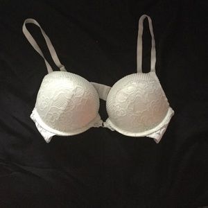 Green mesh ultra push-up bra NWOT