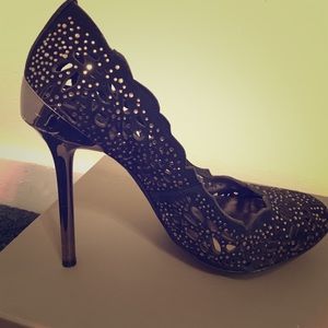 Gorgeous BCBG grad heels!