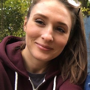 Meet your Posher, Lauren