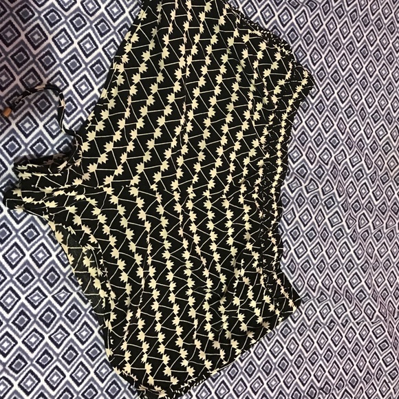 Shorts😘!! - Picture 2 of 2